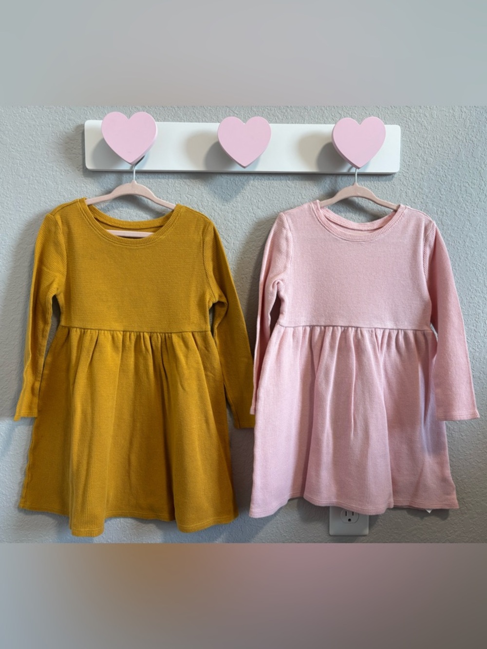 Old Navy Toddler Girl Long Sleeve Waffle Knit Dress Bundle Size 4T